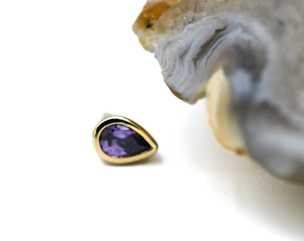 Mary - Yellow Gold by Junipurr