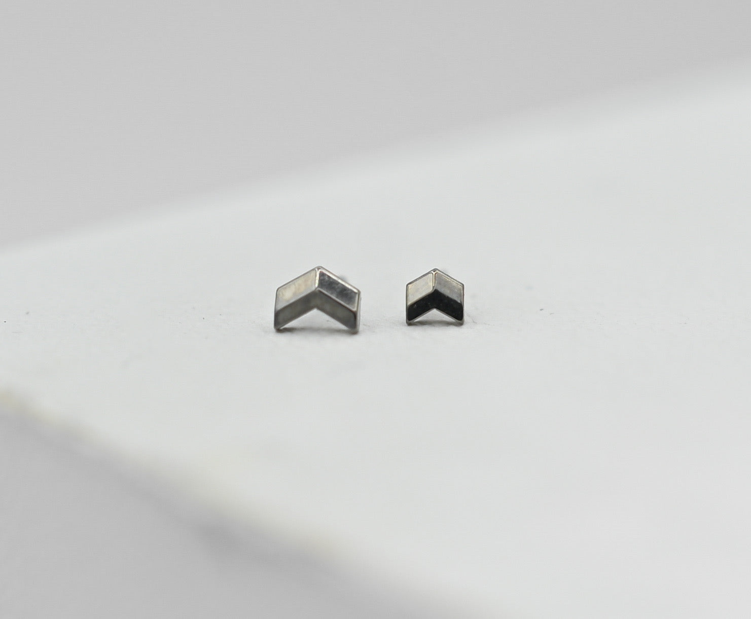 Chevron Titanium End by Neometal