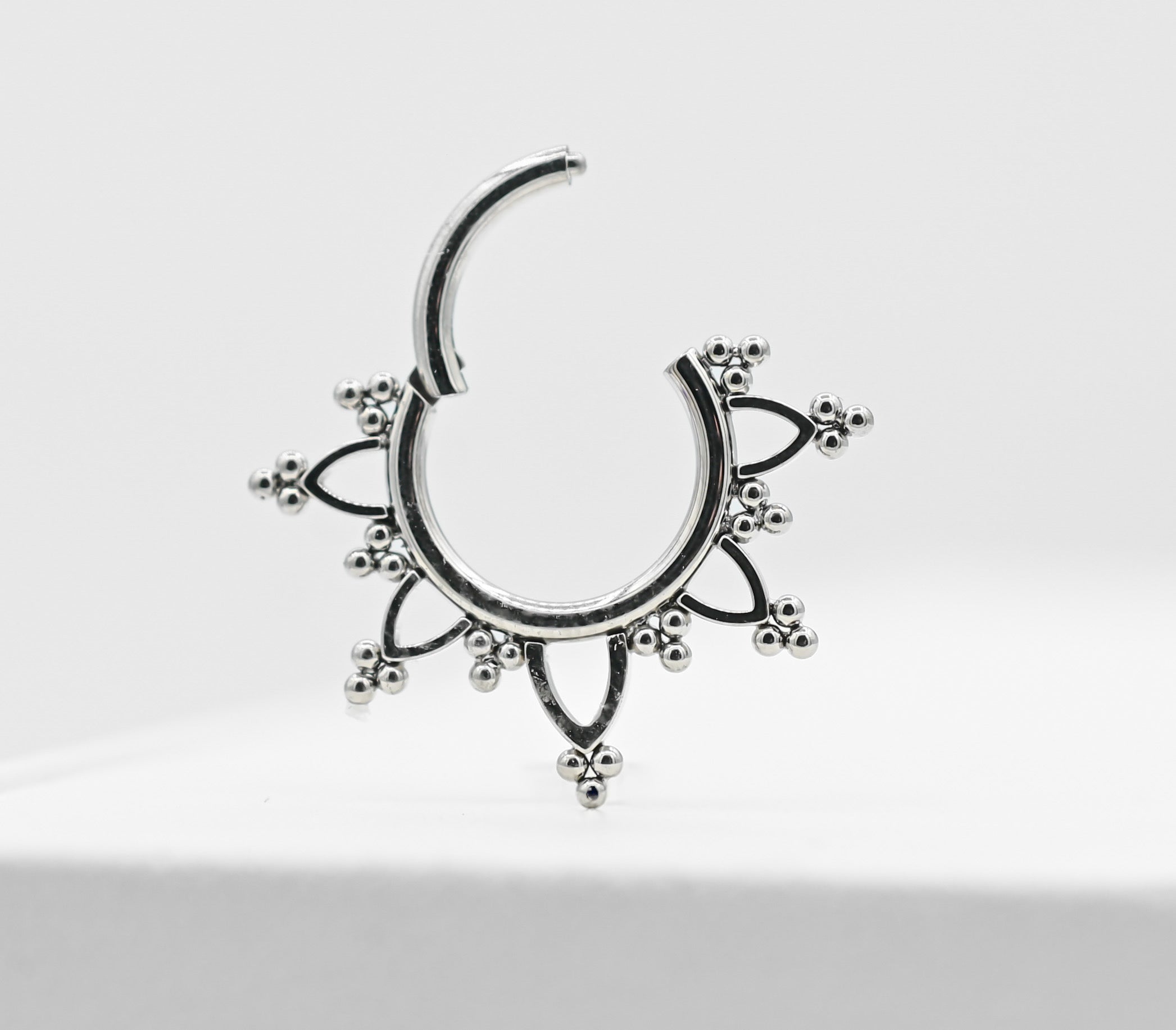 Titanium Botanic Clicker by Crucial