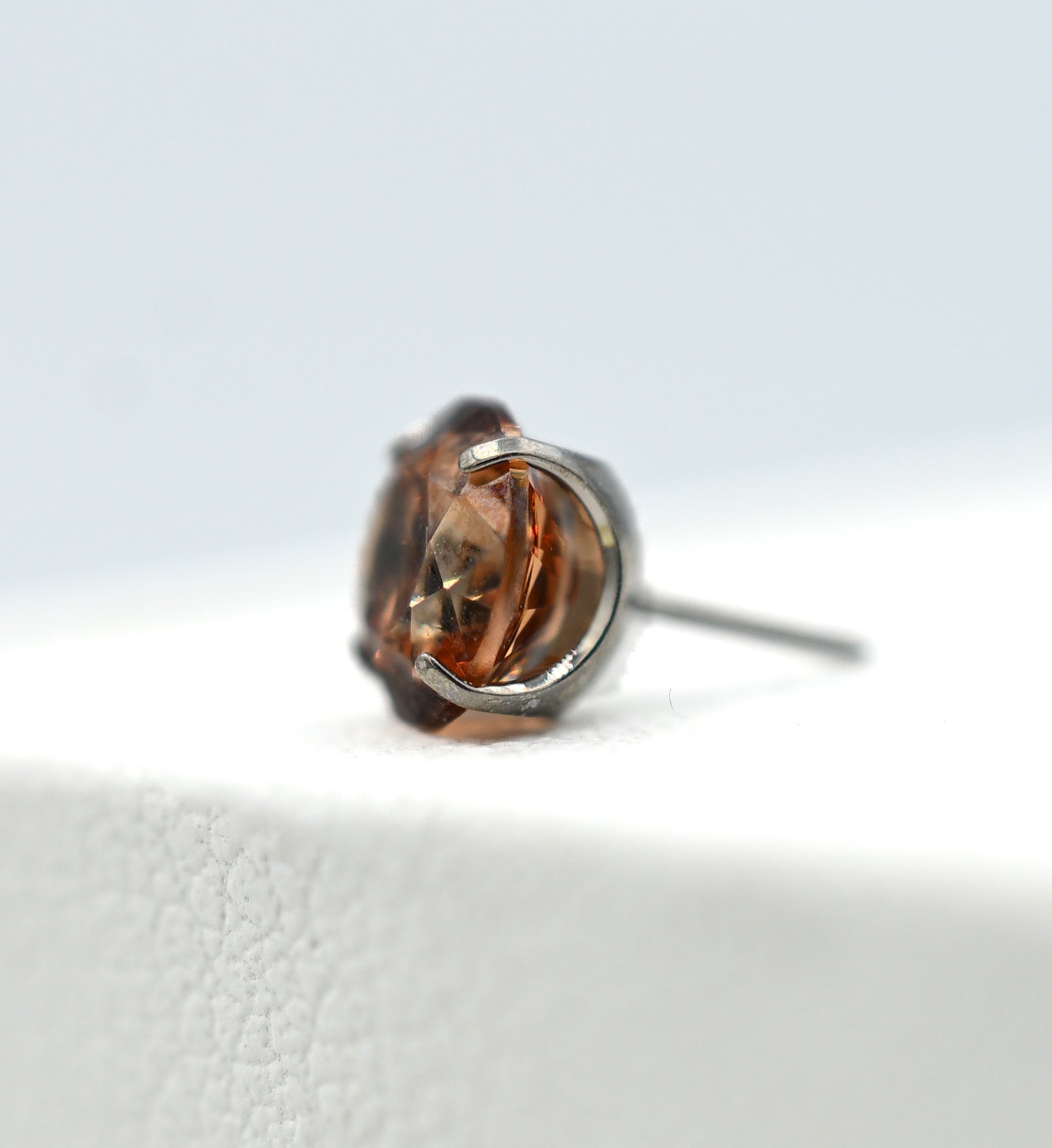 Caramel Prong CZ by NeoMetal