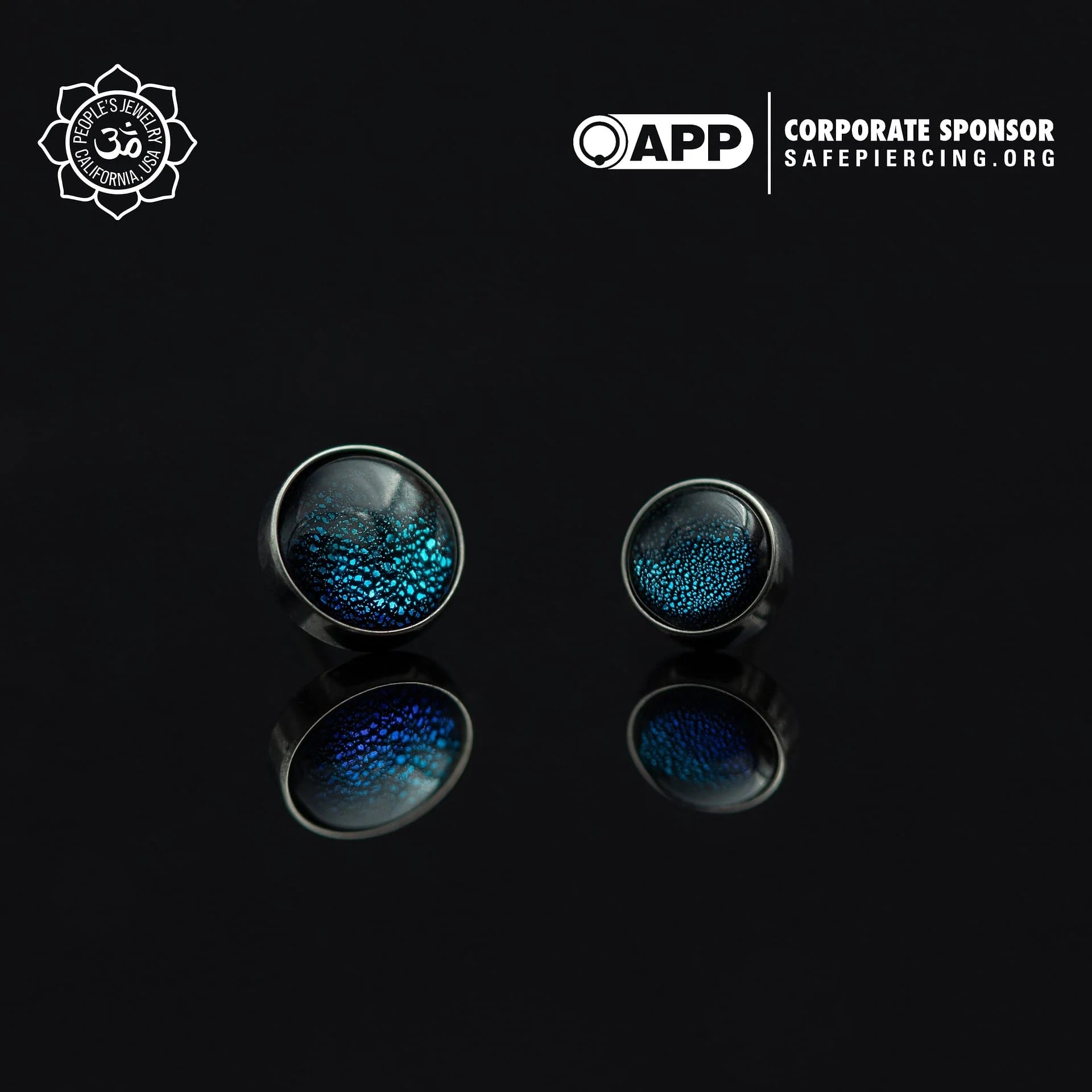 Threaded Neptune Glass Cabochon by People's Jewelry