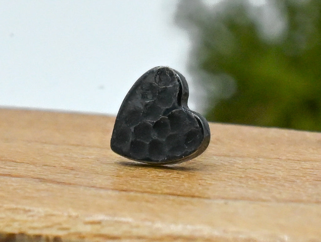 Hammered Black Niobium Heart