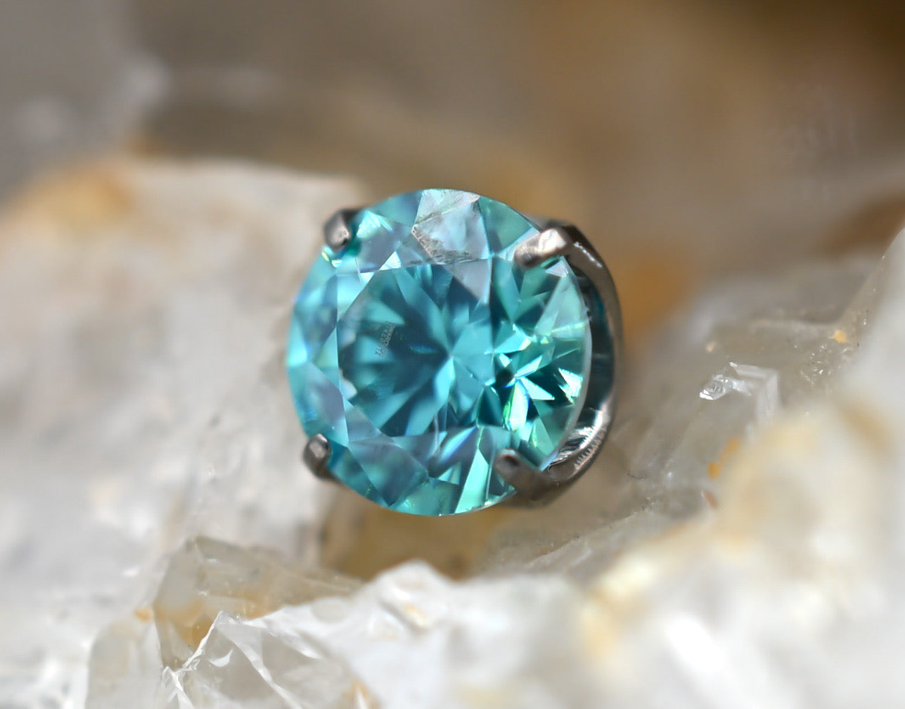 Mint Green CZ Prong by NeoMetal