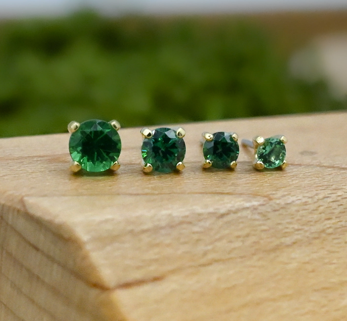 Tiffany Prong with Colored CZ by Anatometal