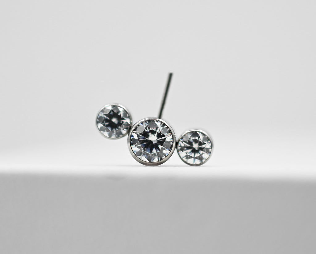 3-Gem Side-Set Bijoux Threadless Nipple End (NB11T) by LeRoi