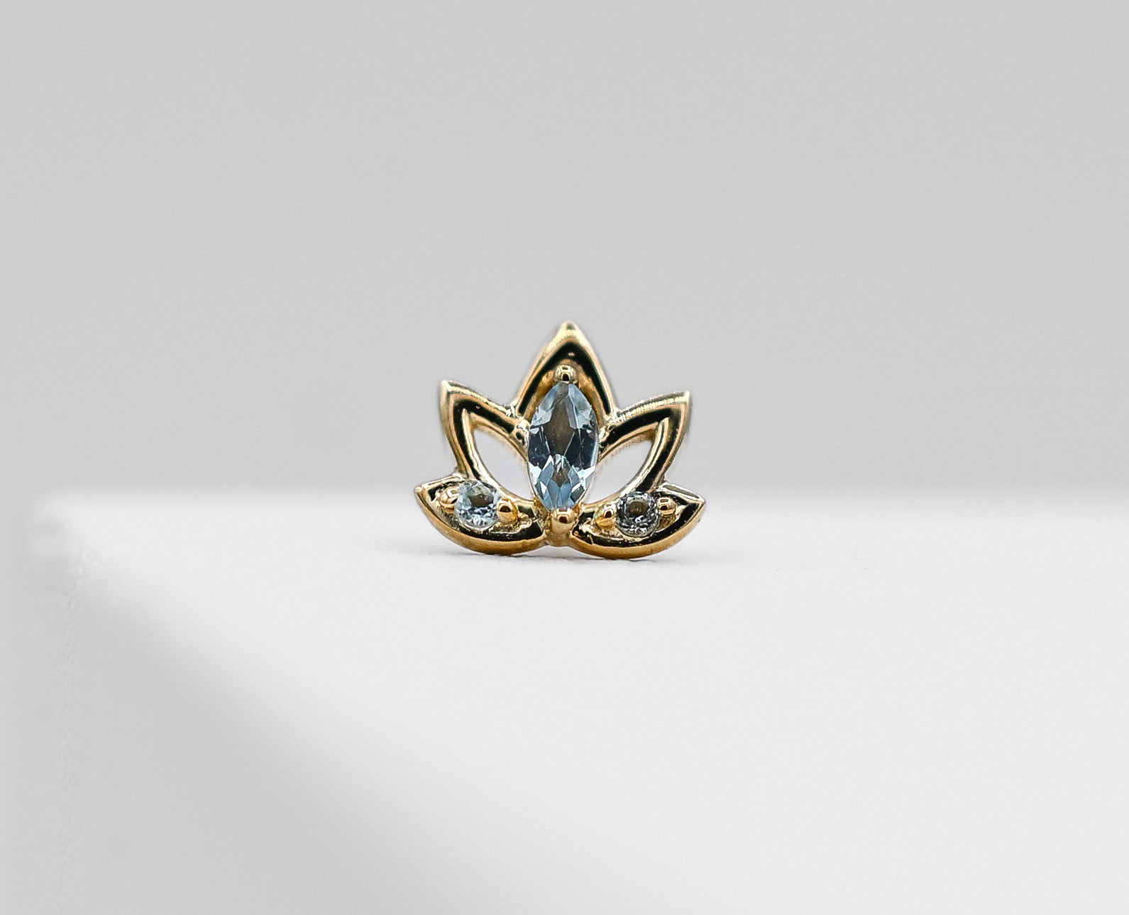 Lotus Flower with Blue Topaz by Umanative