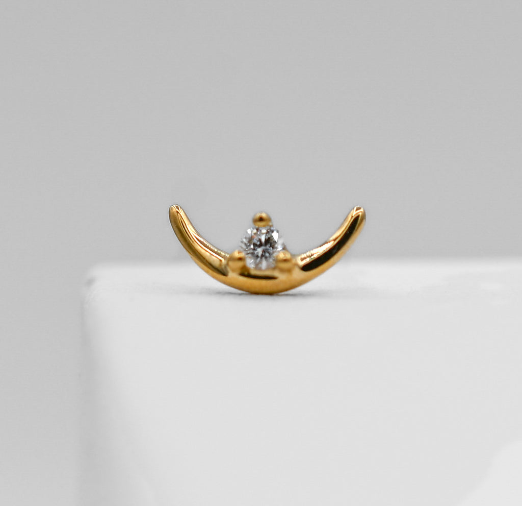 Crescent Moon 3-Prong by Umanative