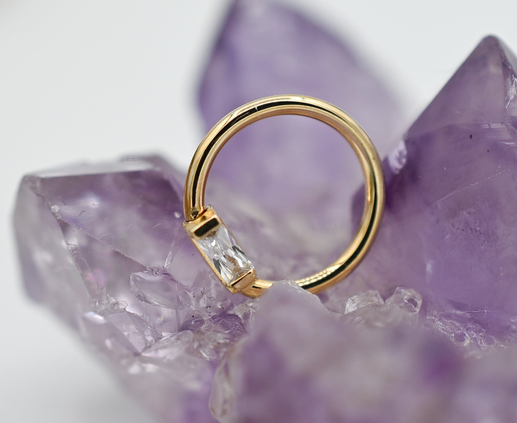 Seam Ring w/ Fixed Baguette by NorVoch