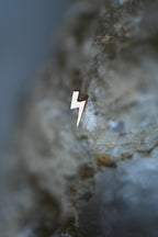 Lightning Bolt by Junipurr