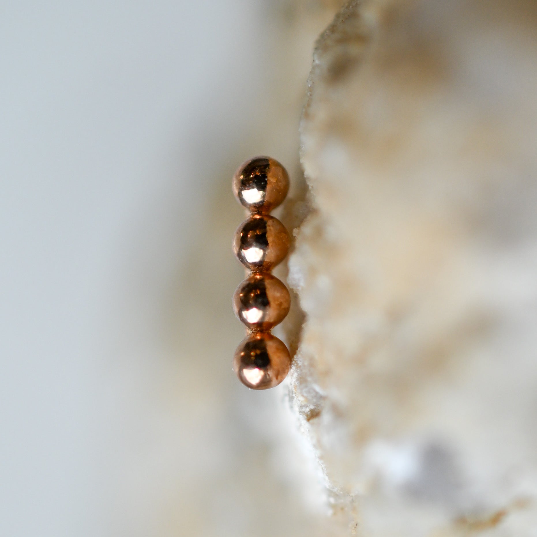 Beads of 4 by Junipurr