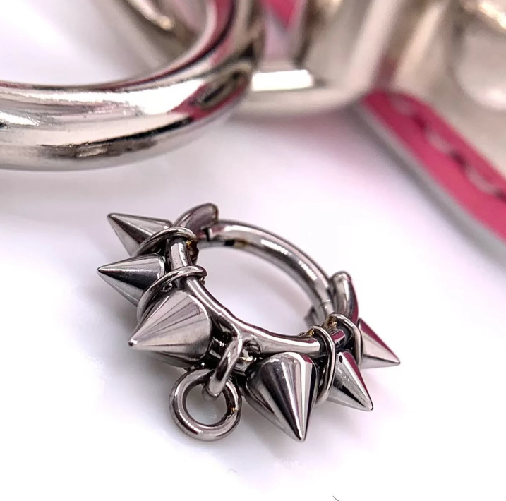 Titanium O-Ring Collar Spiked Hinged Ring by Zadamer