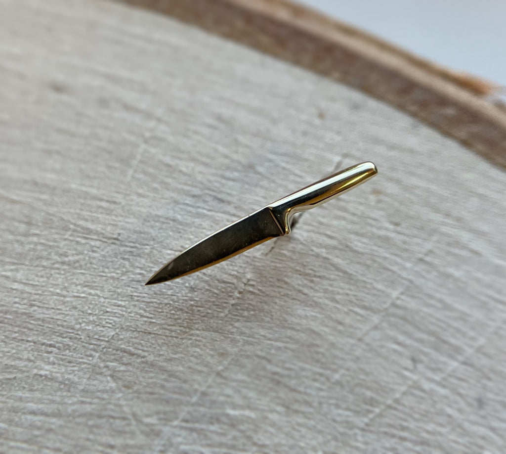 Shelly D Knife by Junipurr