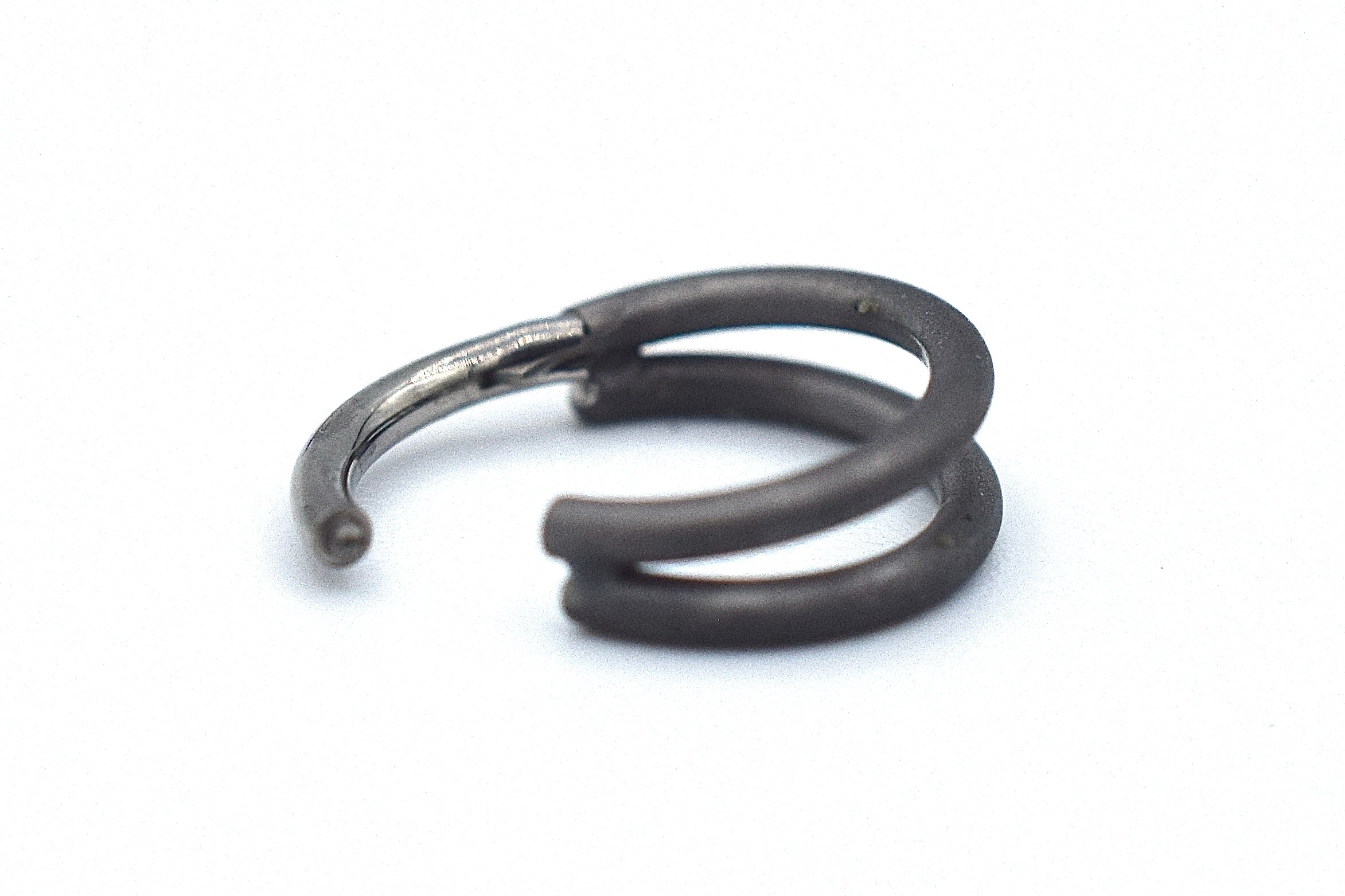 Dark Matte Illusion Double Hinged Ring Ring by Zadamer
