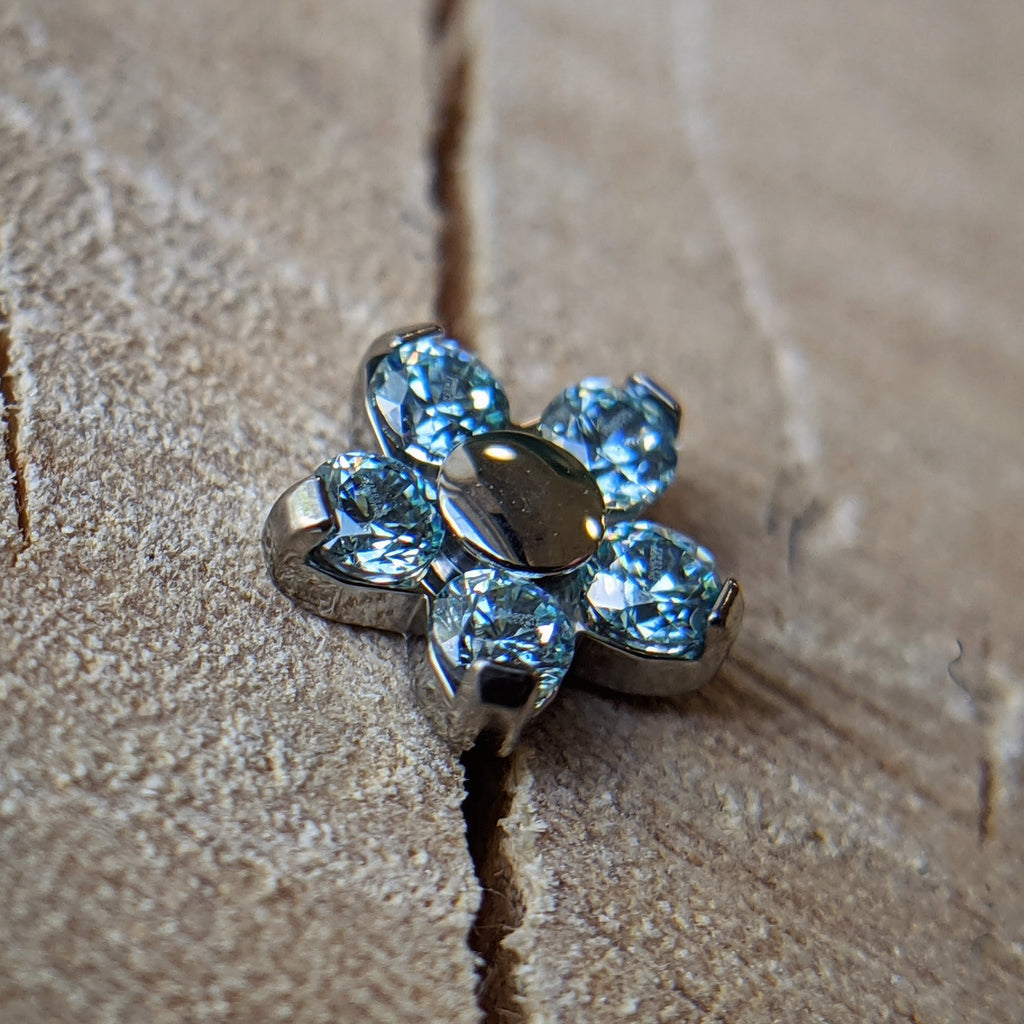 Small Daisy Flower by NeoMetal (ALL COLORS)