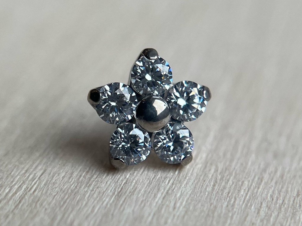 Daisy Flower (Small & Large) by NeoMetal