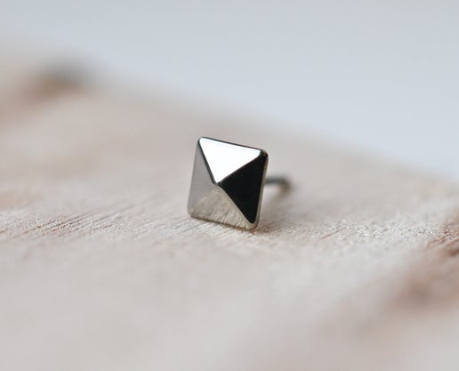Titanium Pyramid 4 Sided by Divinity Metals