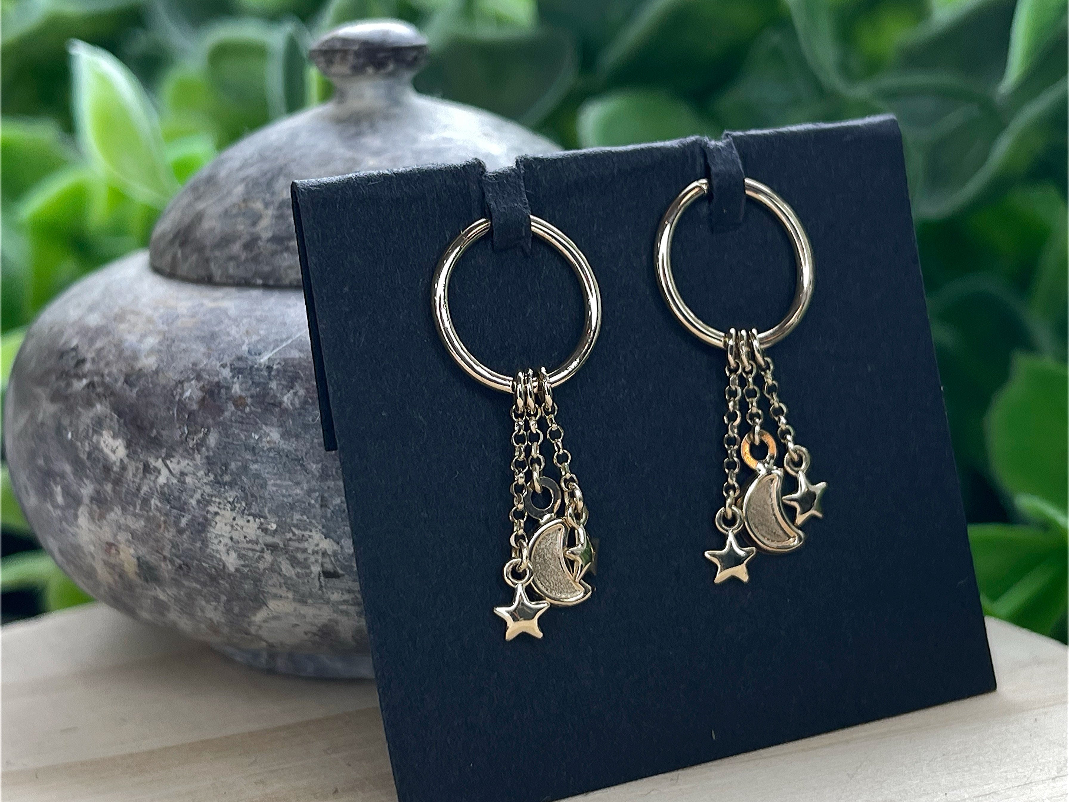 Buenas Noches Seam ring w/ 3 Charms (2 Stars + 3 Moons) by Hialeah Fine Jewelry