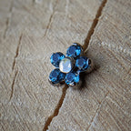 Small Daisy Flower by NeoMetal (ALL COLORS)