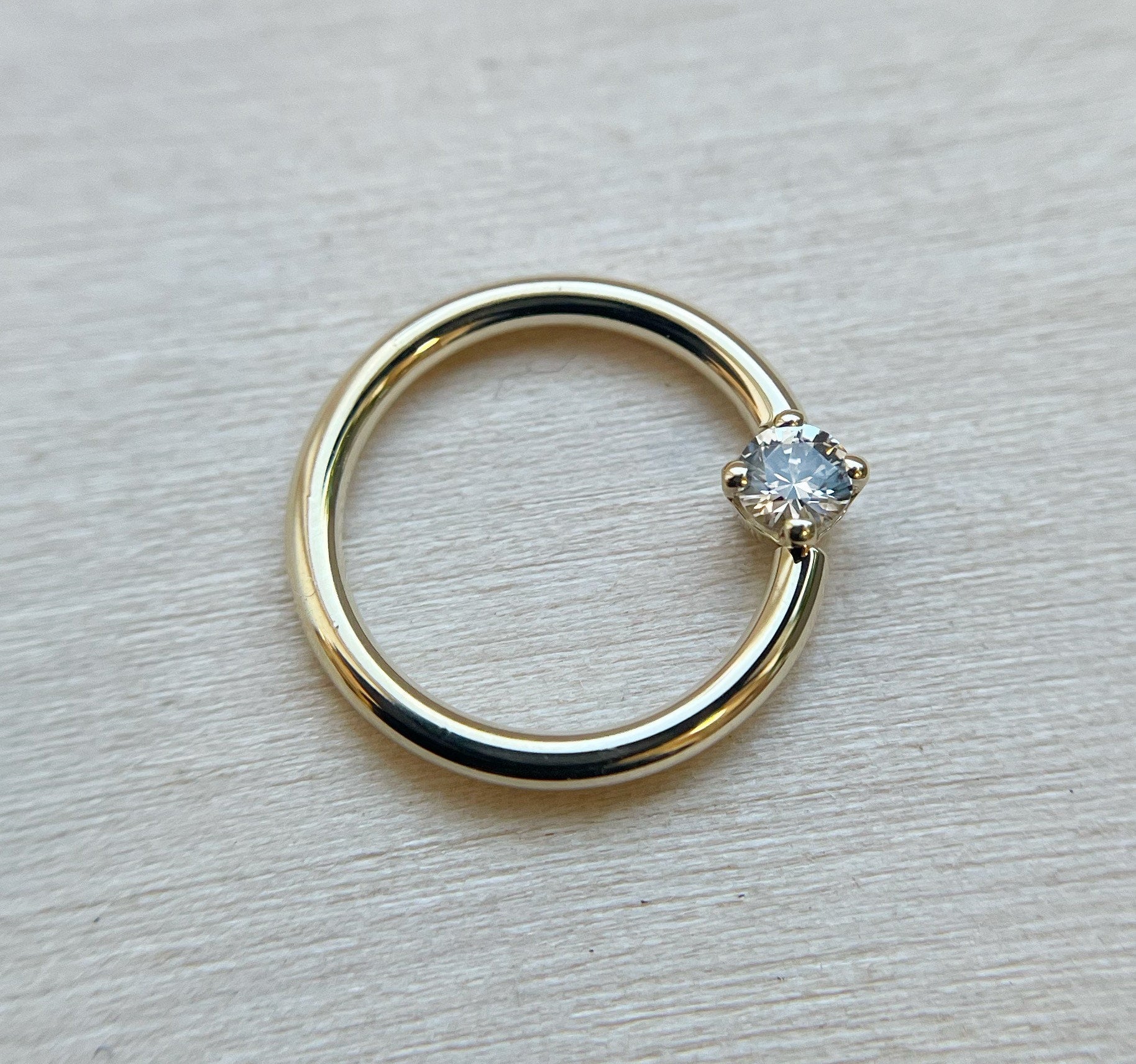 Prong set White Sapphire Fixed Bead Seam Ring by BVLA