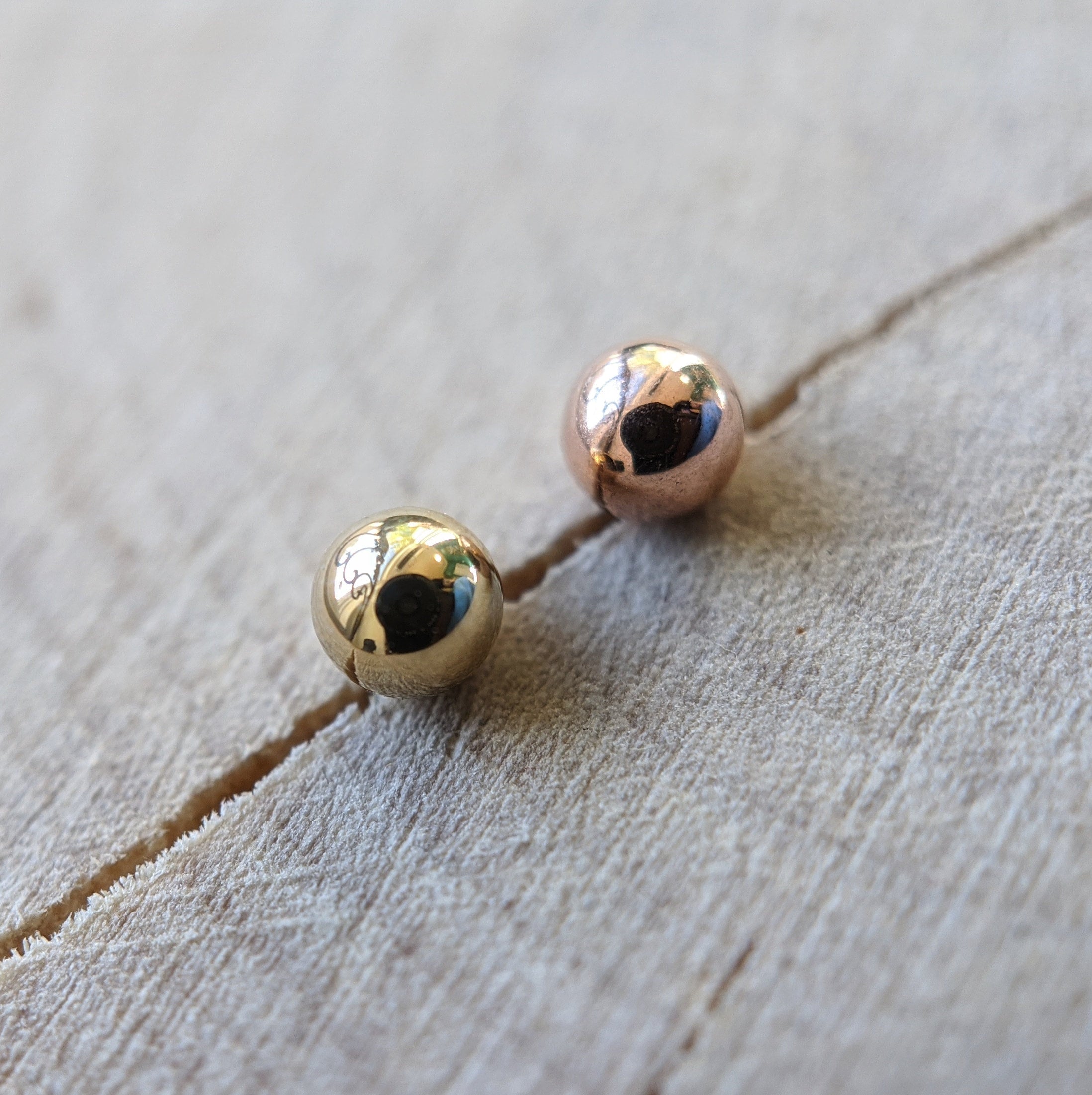 Threadless Gold Bead