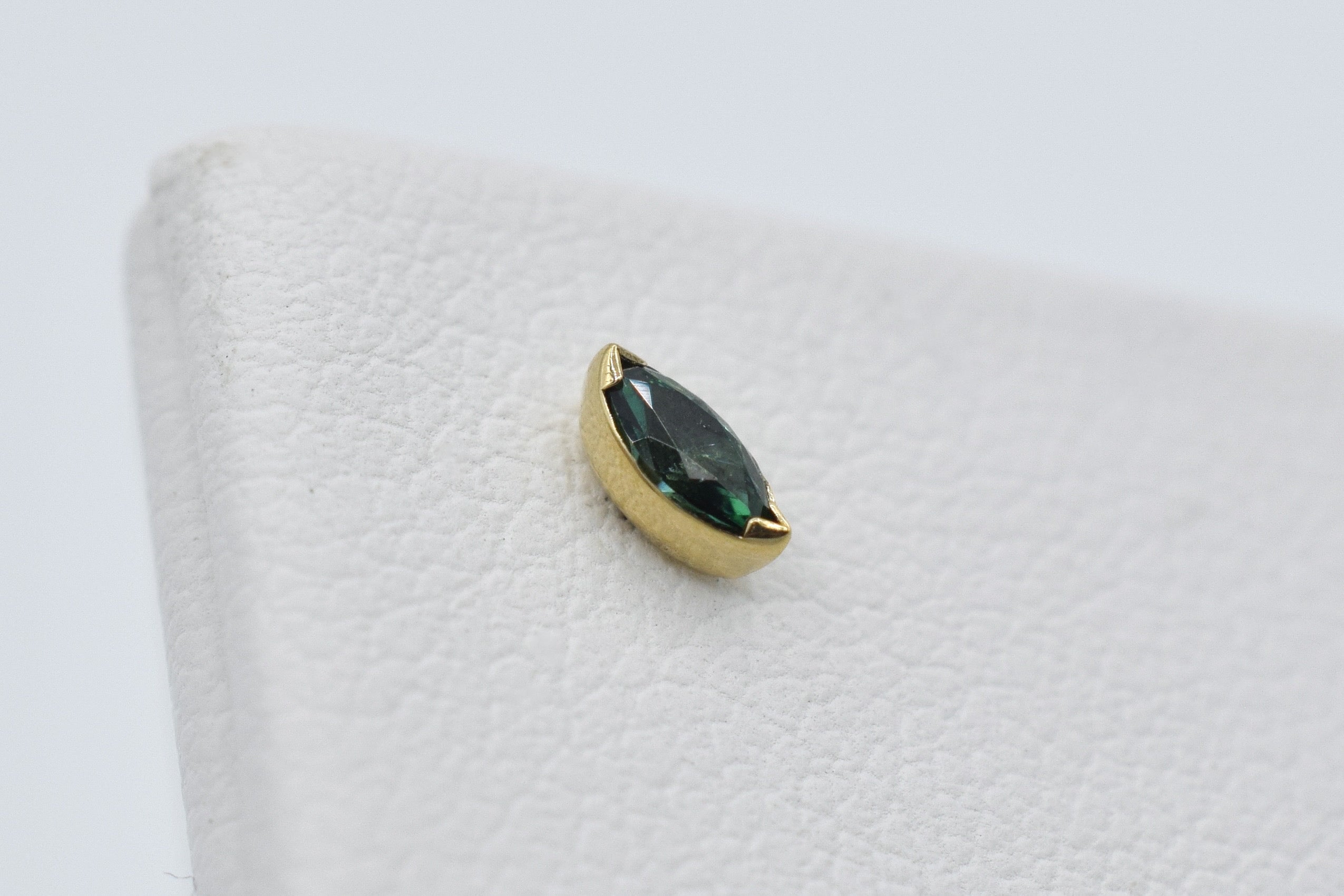 18k Marquise Green CZ Bezel by Anatometal