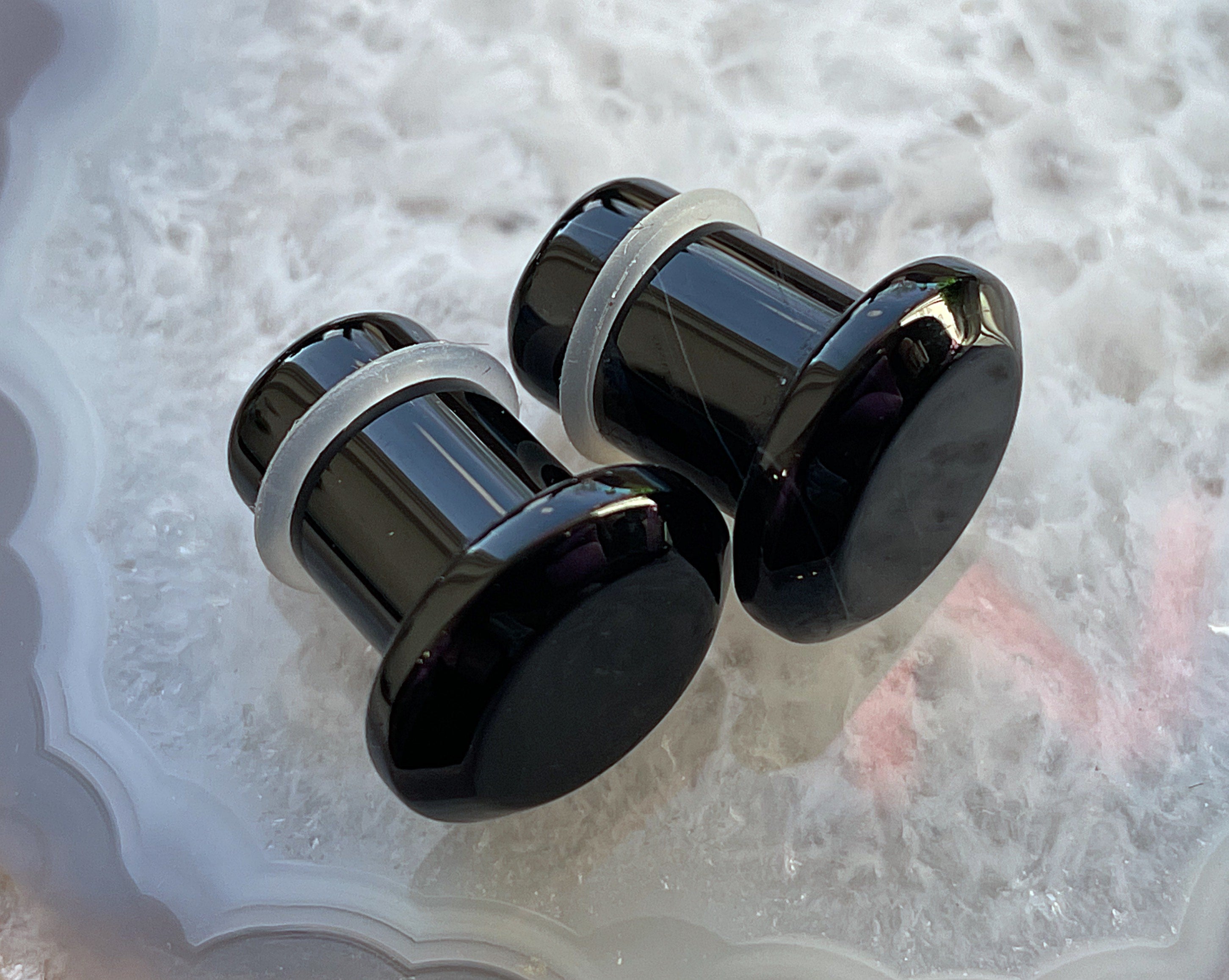 00g Black Stone Single Flare Plugs