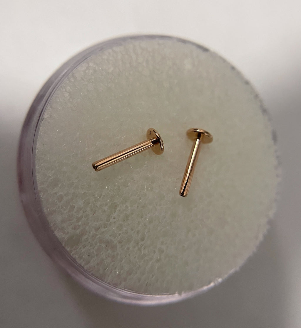 18g Gold Threadless Labret by NorVoch