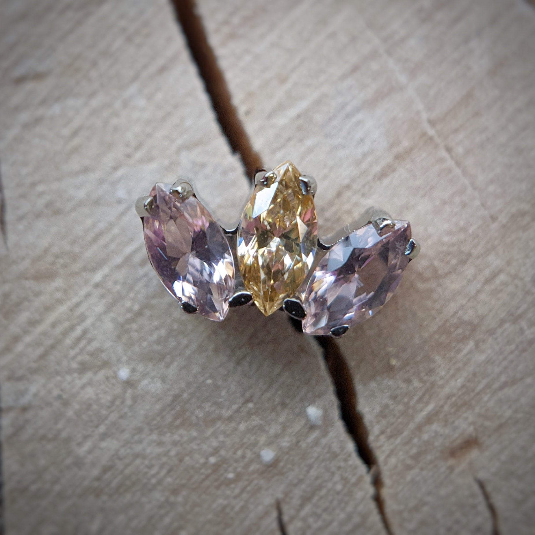 Marquise Fan by Industrial Strength