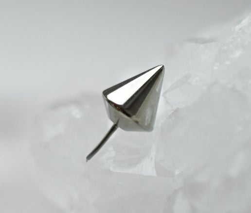 Titanium Spikes by Junipurr