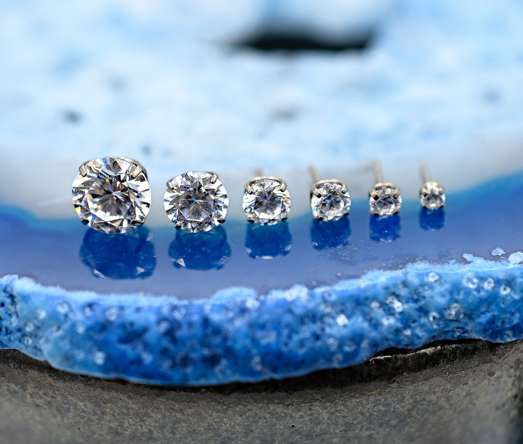 Clear CZ Prong by NeoMetal