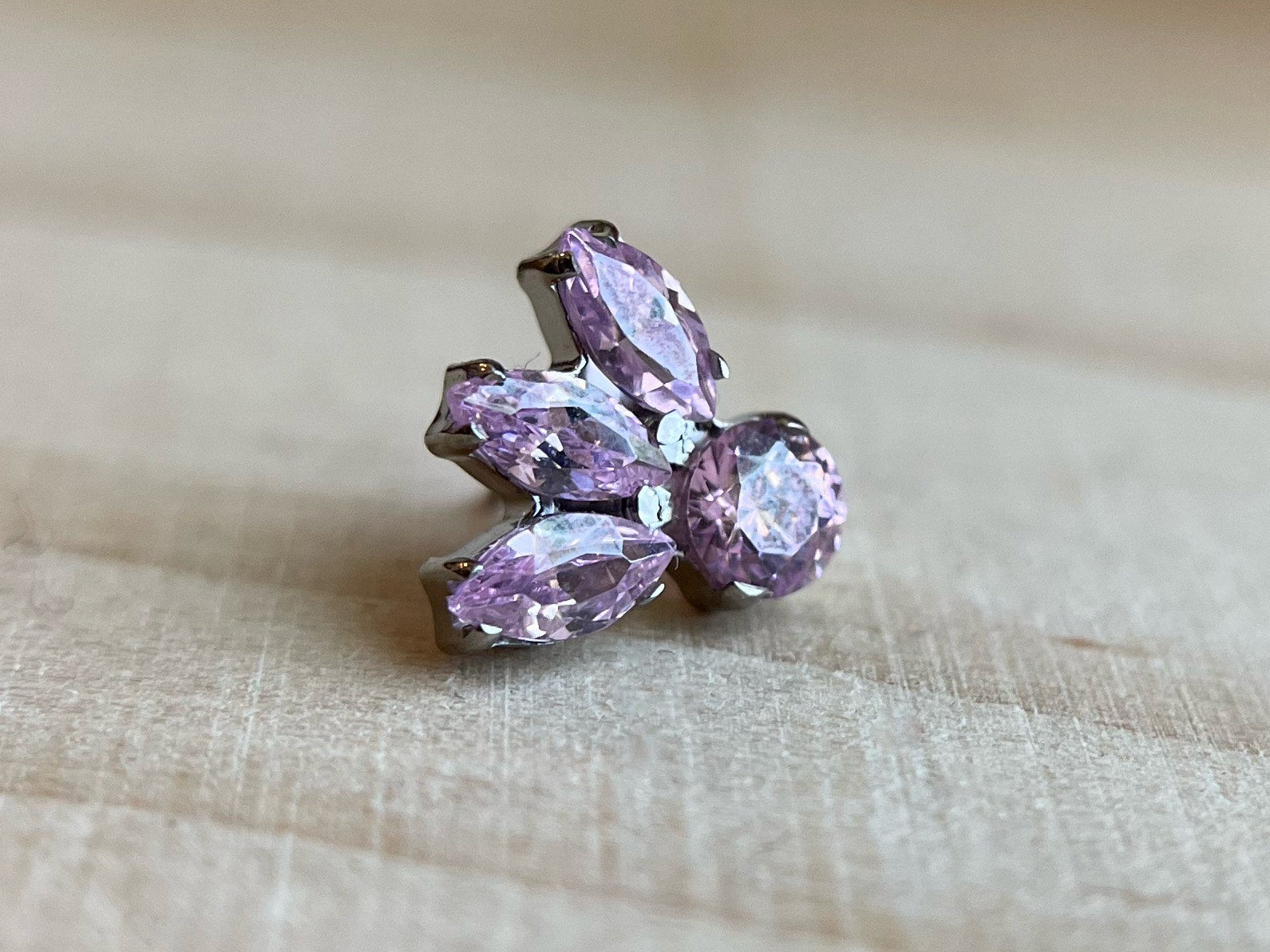 Marquise Fan w/ Accent by Industrial Strength