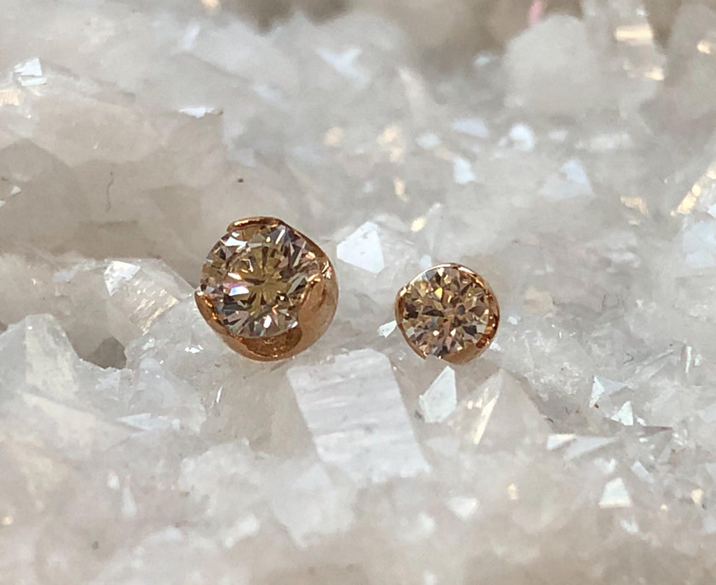 CZ Prong by Anatometal