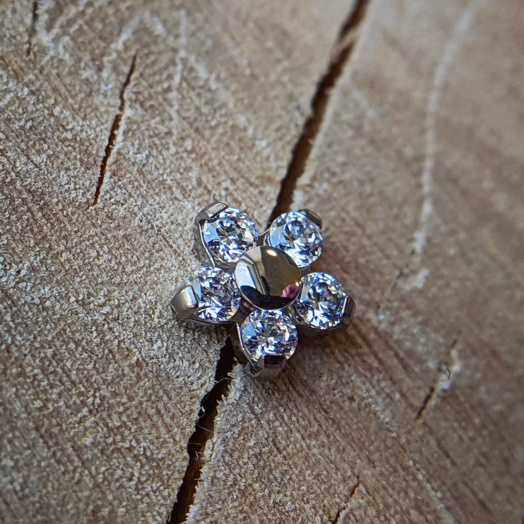 Small Daisy Flower by NeoMetal (ALL COLORS)