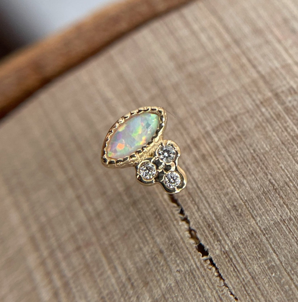 Oculus Divina by Kiwi Diamond