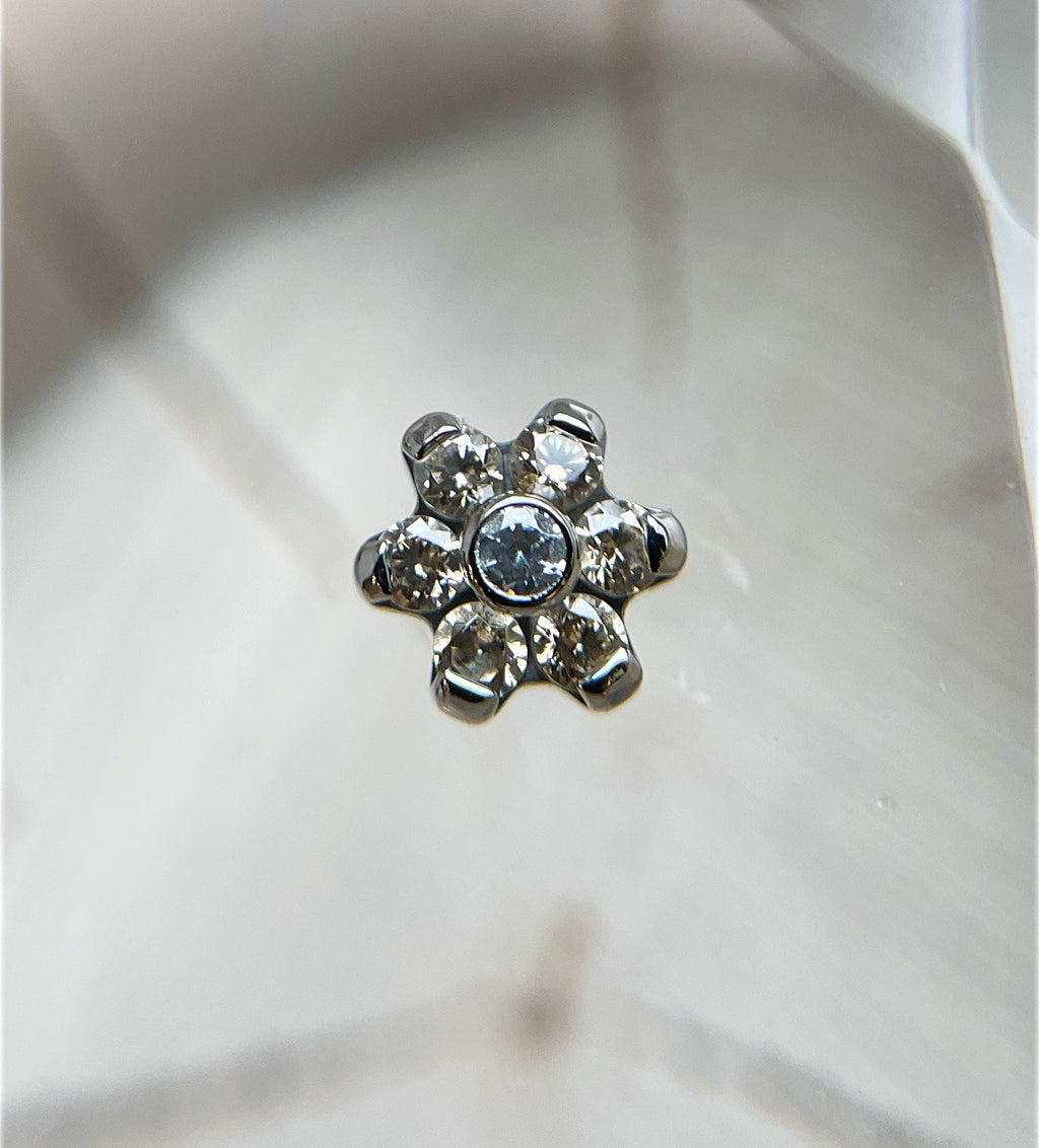 16g Threaded Flower (1.5mm Gems) by Industrial Strength