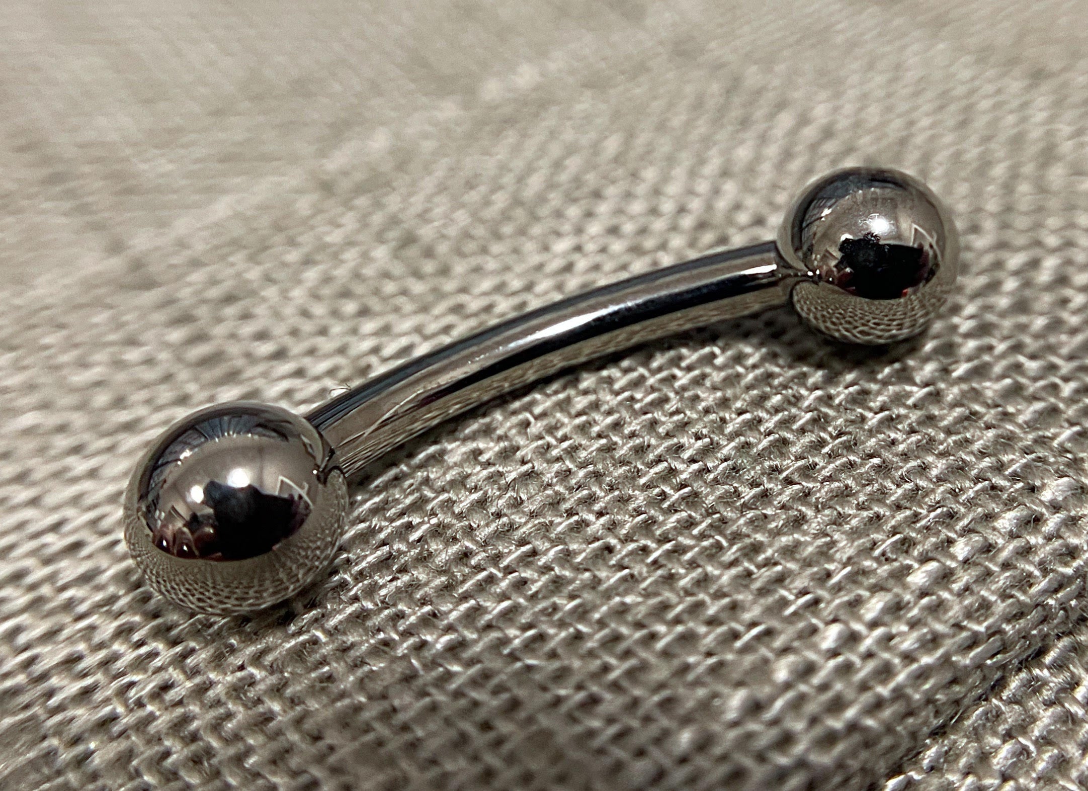 10g Curved Barbell