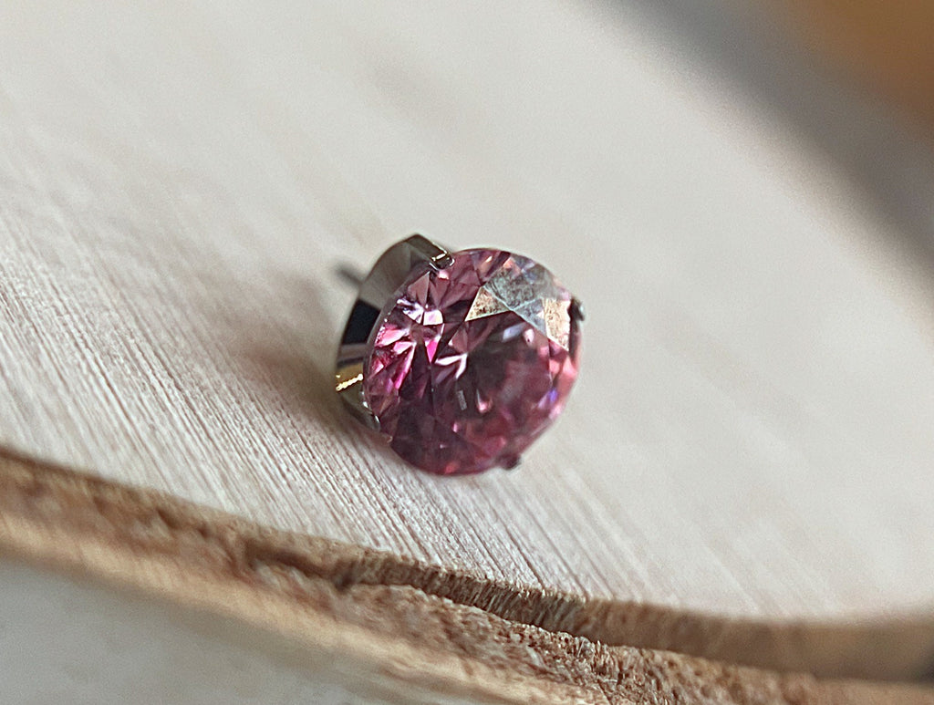 Pink CZ Prong by NeoMetal