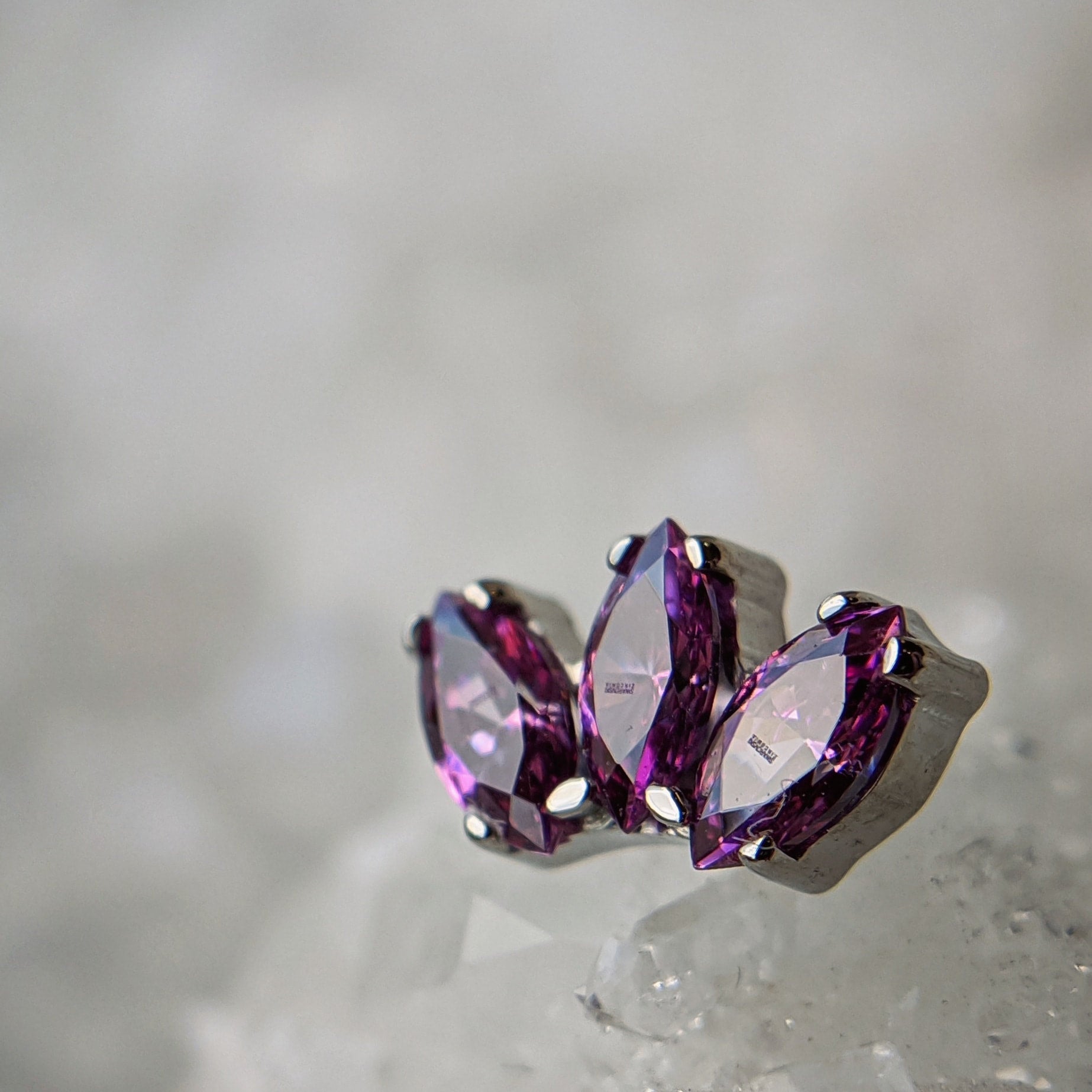 Marquise Fan by Industrial Strength