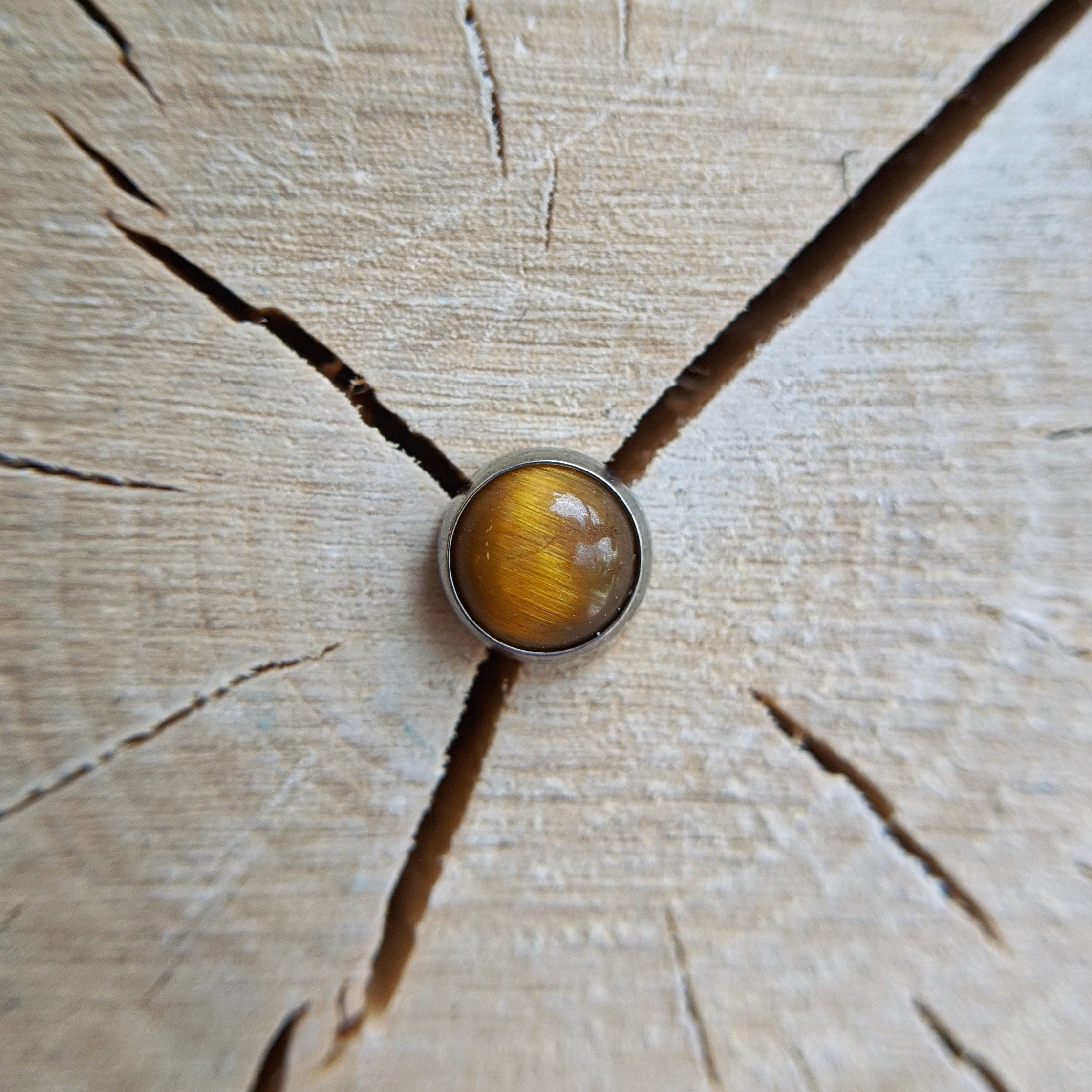Tigers Eye Cabochon by NeoMetal