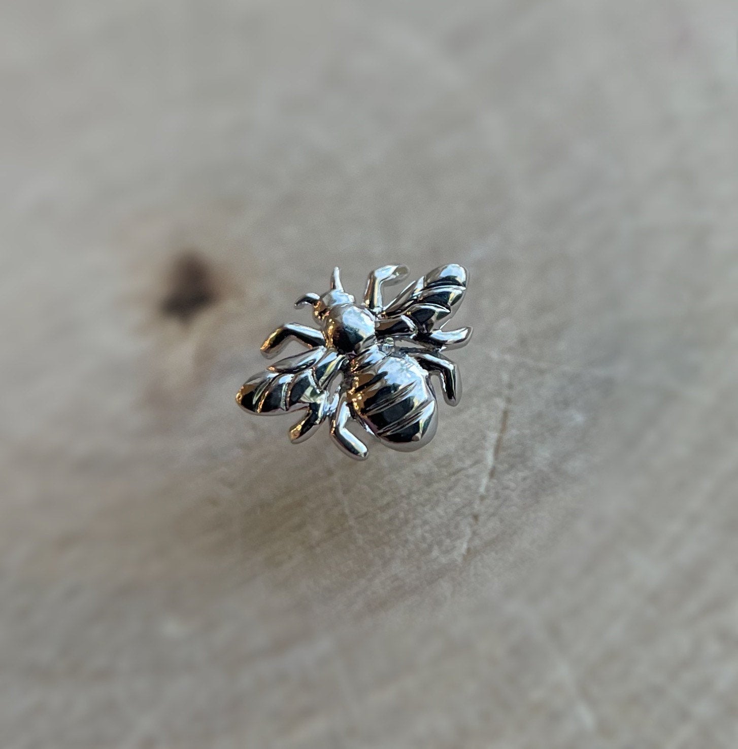 Bee Holier by Junipurr