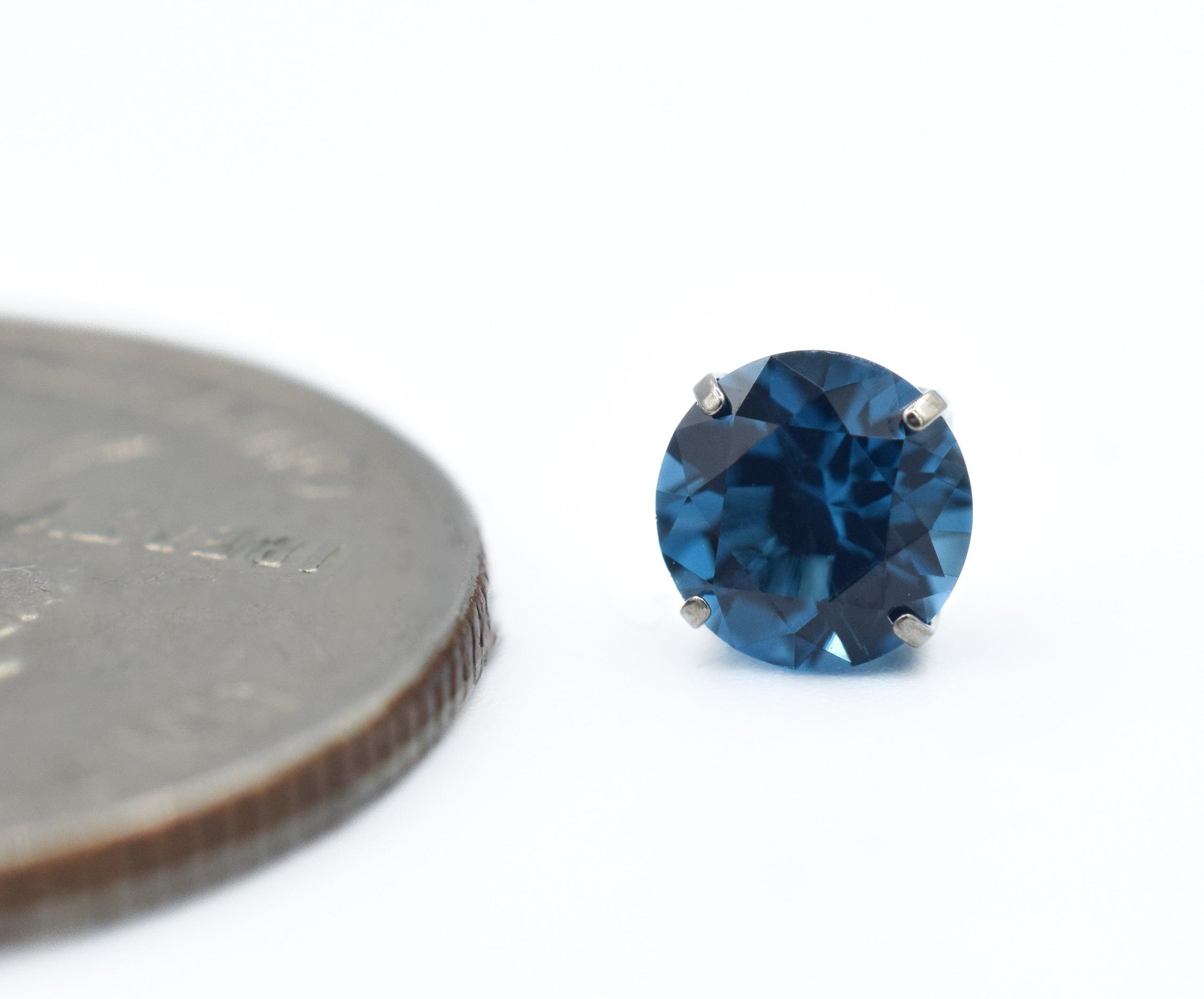 London Blue CZ Prong by NeoMetal