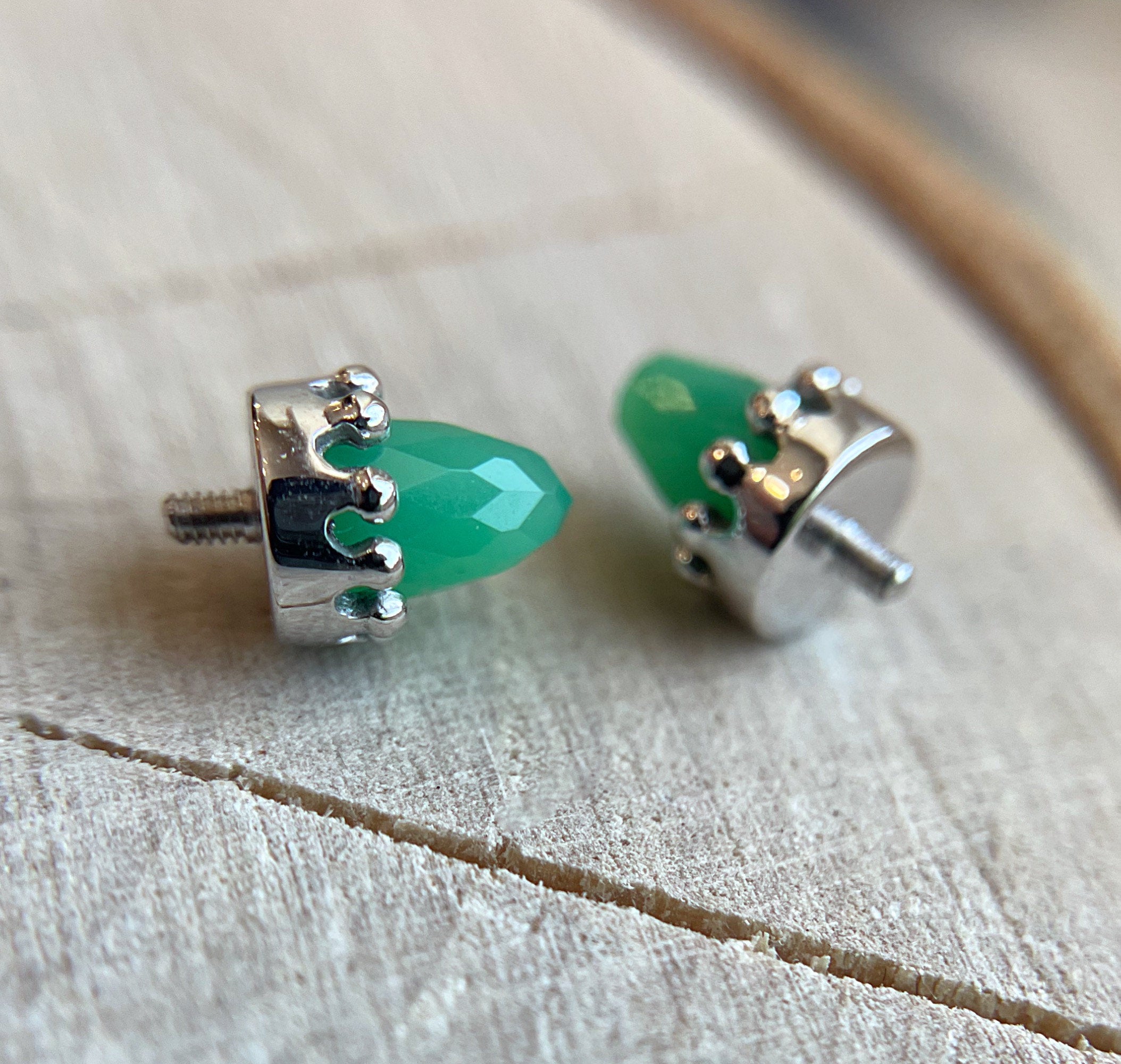 Chrysoprase Crown Prong by BVLA