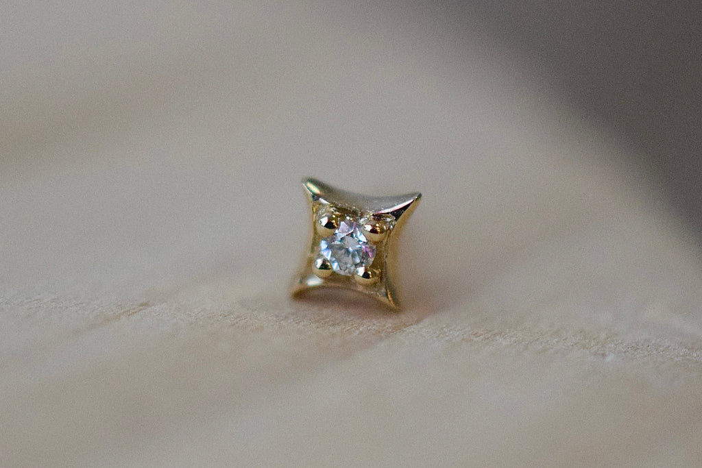 Zara - White Diamond by Modern Mood