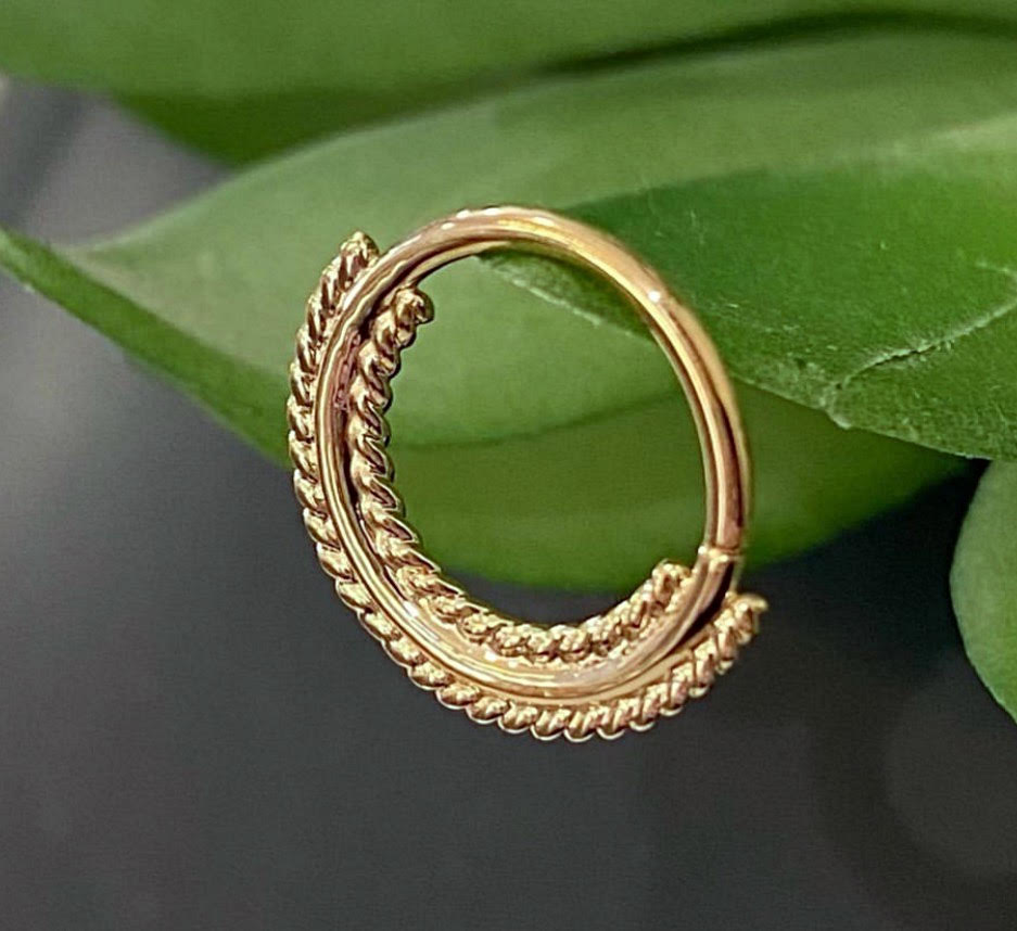 Double-Sided Filigree Seamring by NorVoch