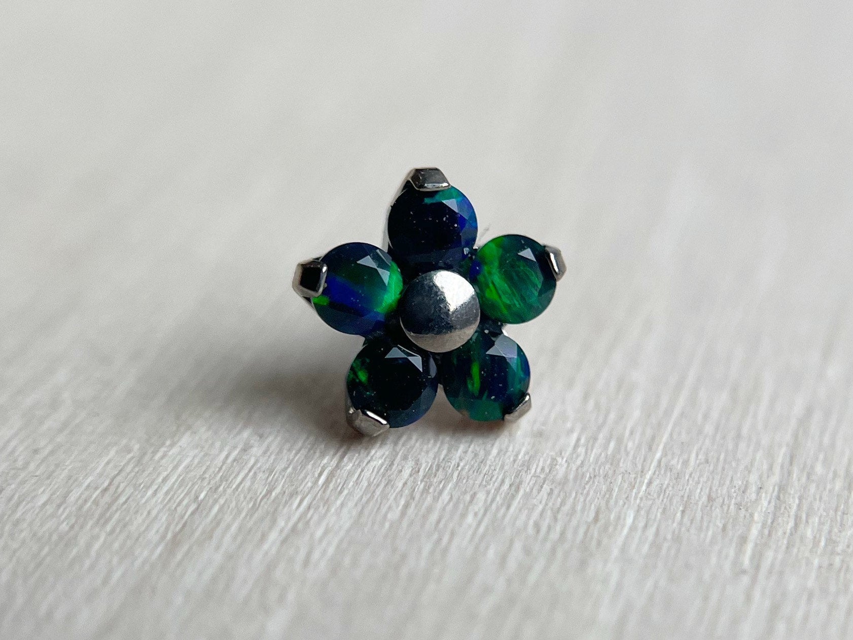 Daisy Flower (Small & Large) by NeoMetal
