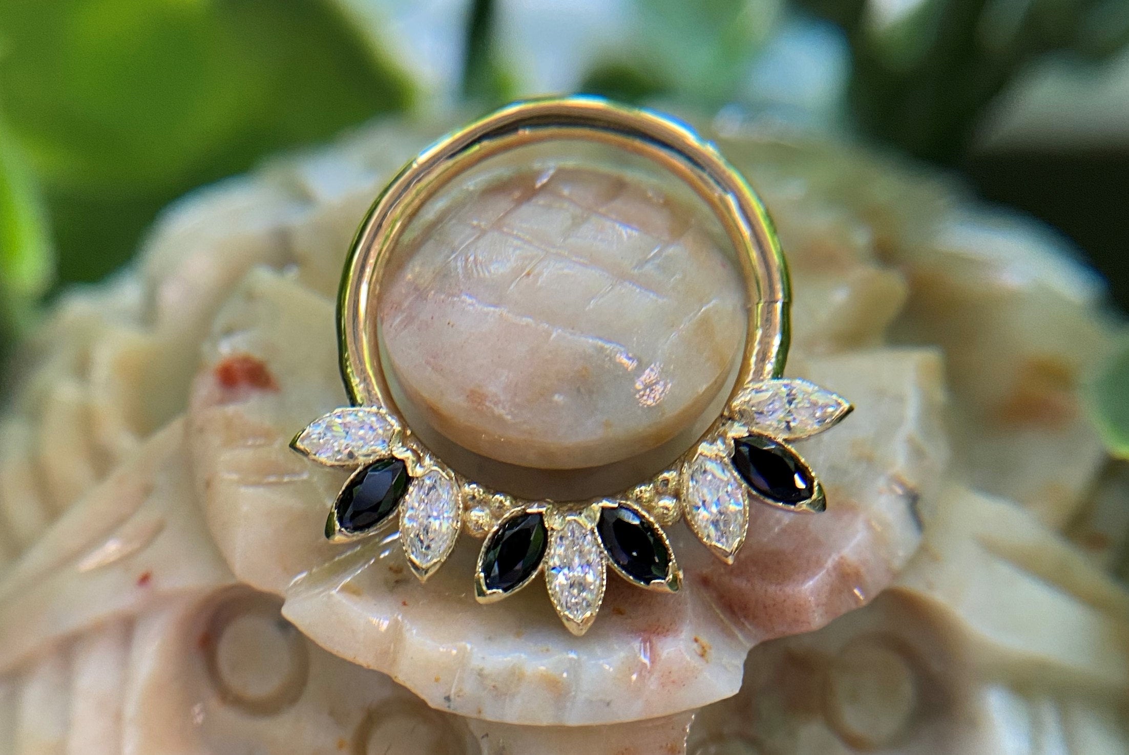 Sedona Black & White by Anatometal