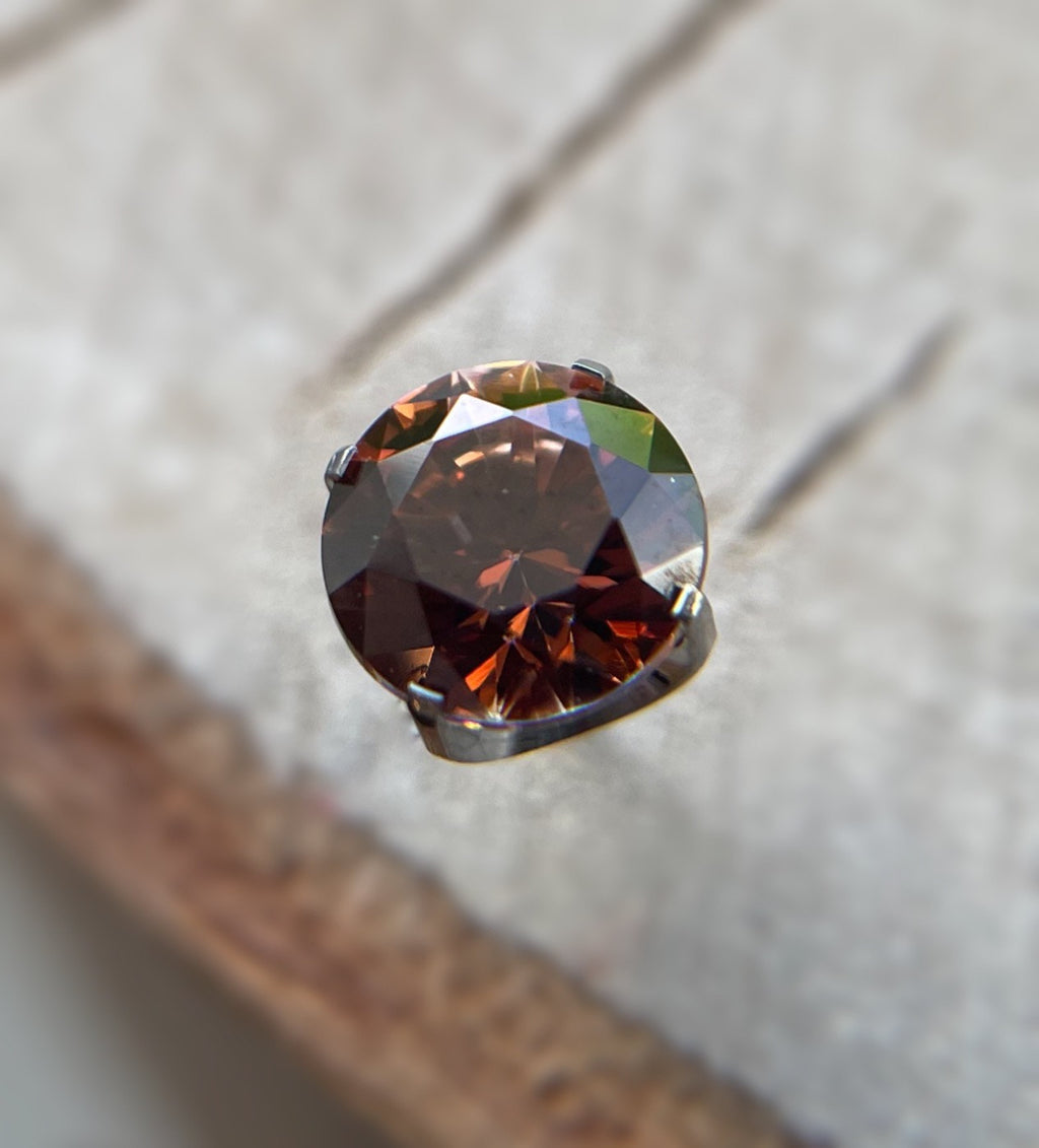 Chocolate Brown CZ Prong by NeoMetal