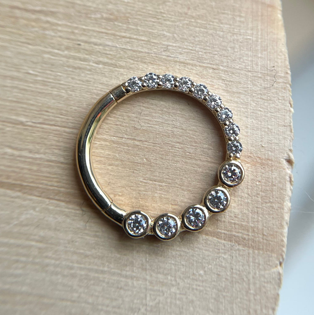 Front Row - Clicker by Ember Jewelry