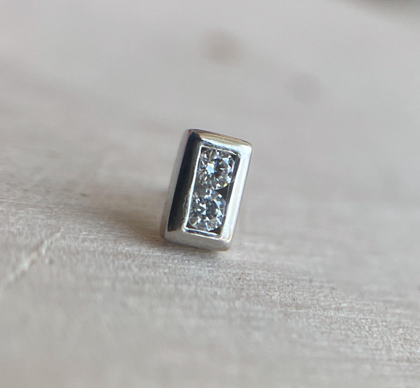 Rectangle Illusion with Genuine Diamonds by BVLA