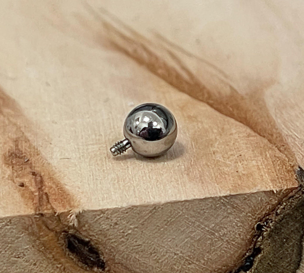 14g Internally Threaded Straight Barbell